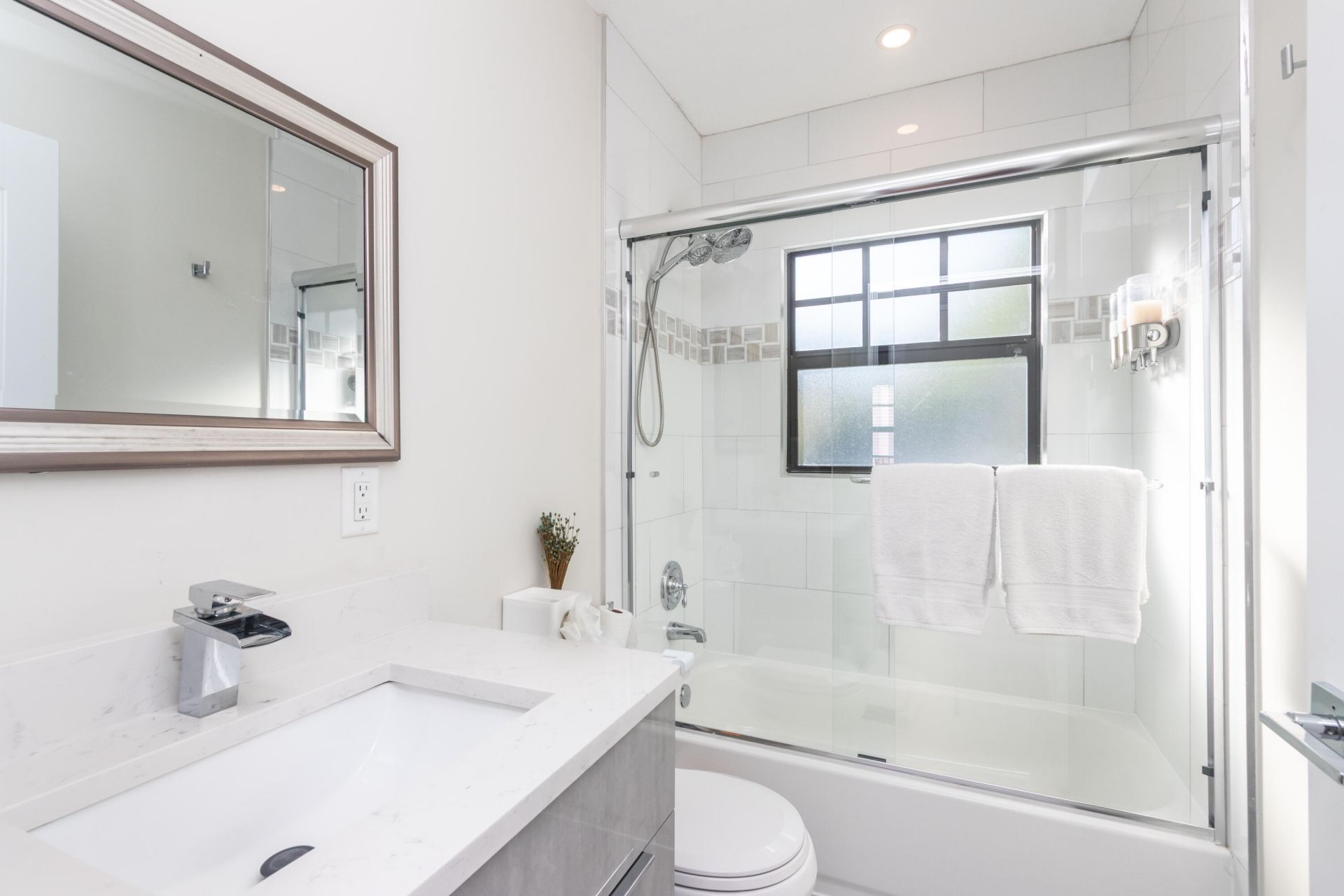 823 38th Street, West Palm Beach, FL 33407 Photo