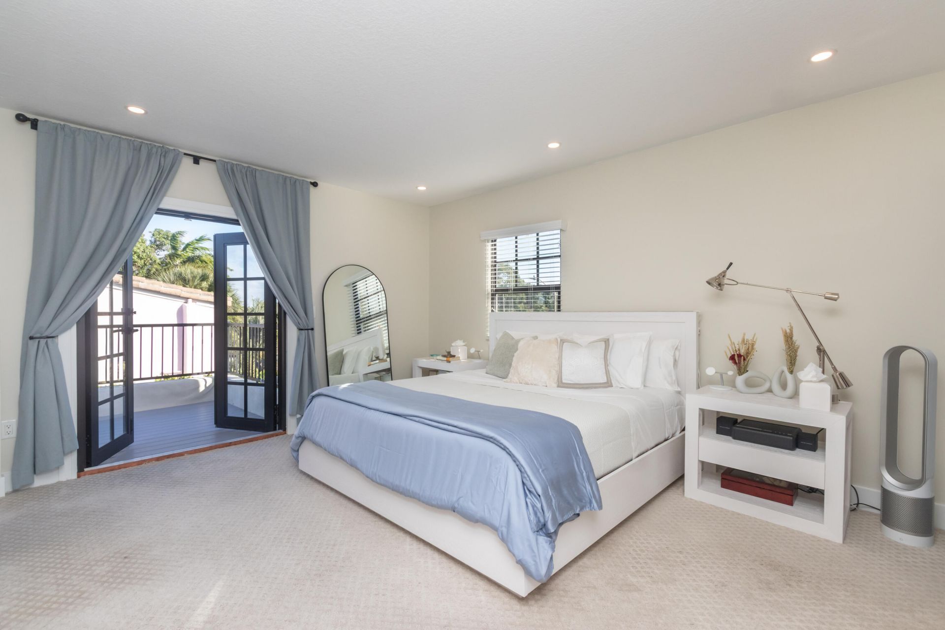 823 38th Street, West Palm Beach, FL 33407 Photo