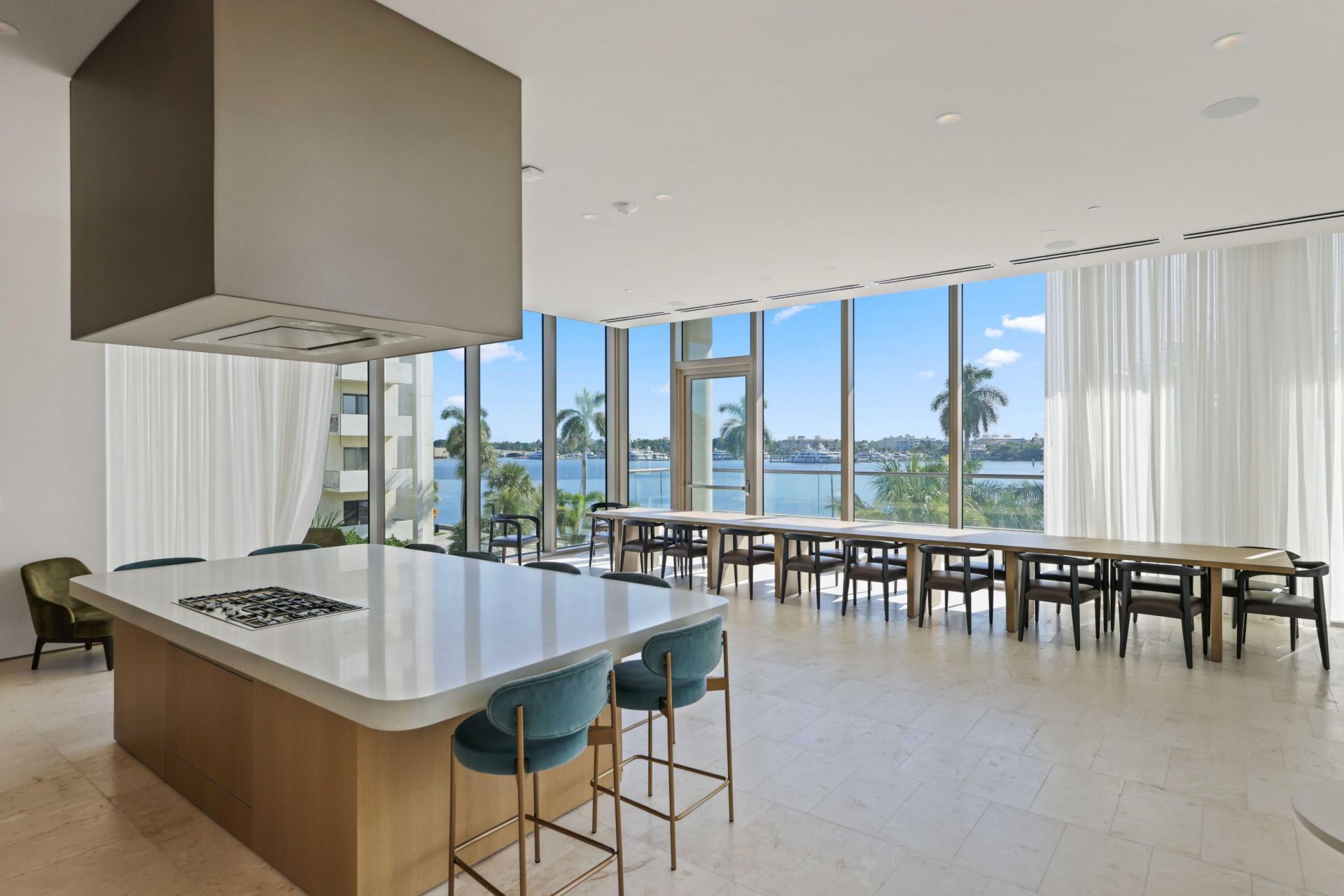 200 Arkona Court, Unit 1002, West Palm Beach, FL 33401 Photo