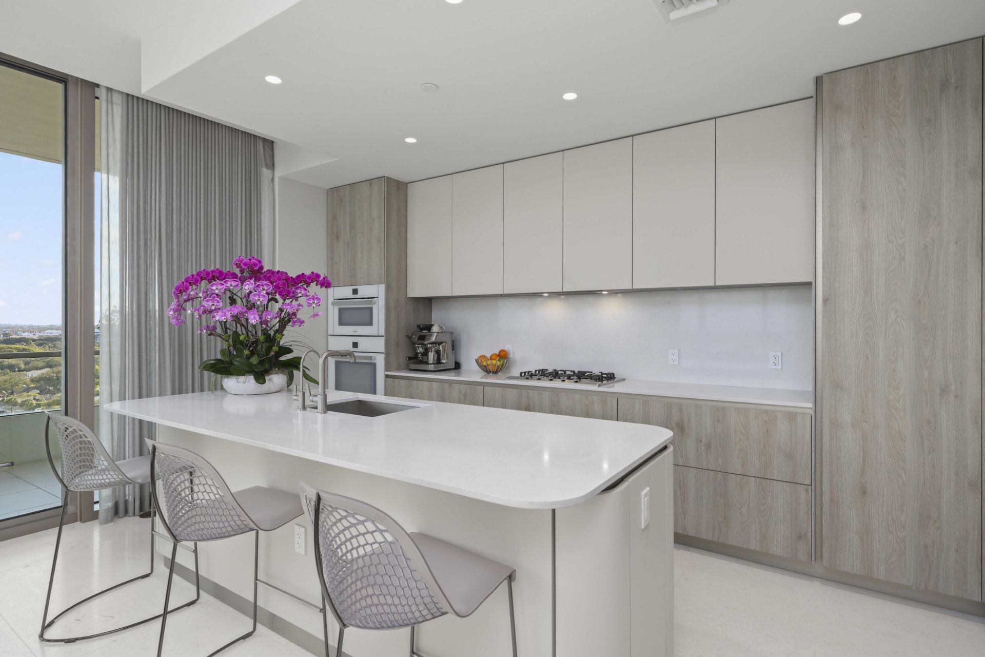 200 Arkona Court, Unit 1002, West Palm Beach, FL 33401 Photo