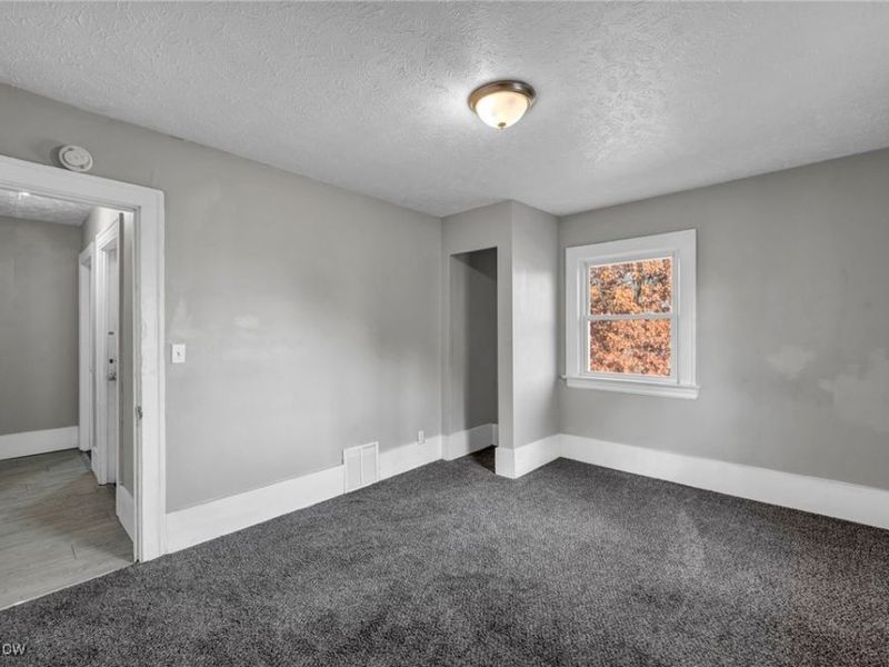 3429 Martin Luther King Jr Drive, Cleveland, OH 44104 Photo 21