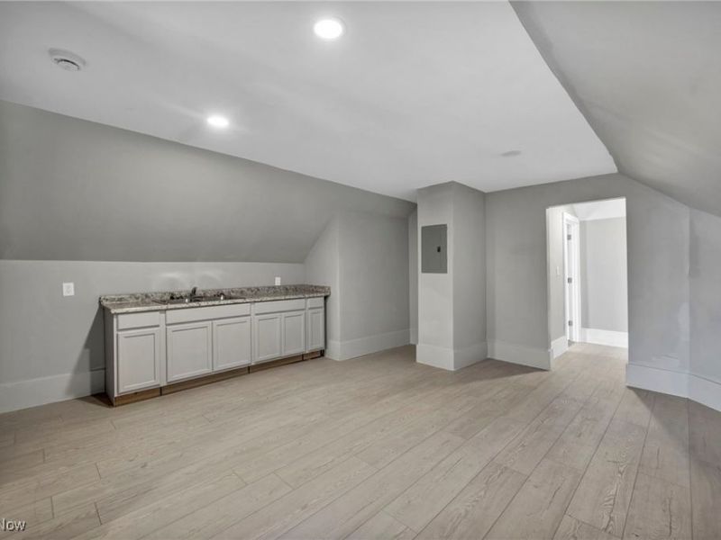 3429 Martin Luther King Jr Drive, Cleveland, OH 44104 Photo 32