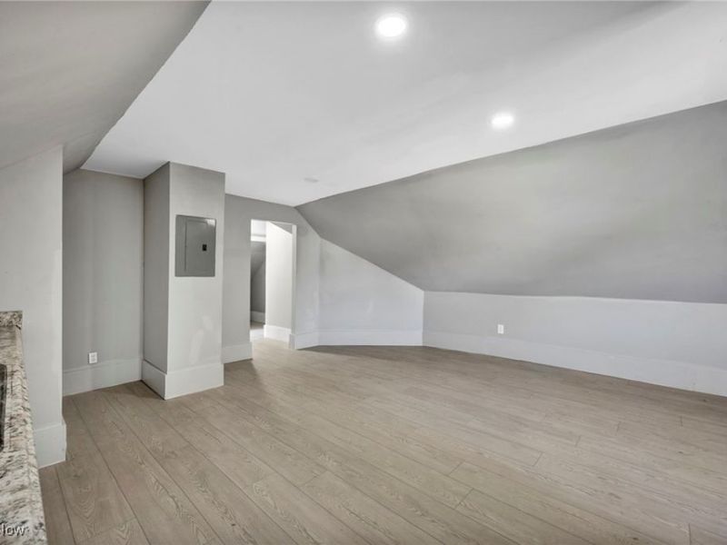 3429 Martin Luther King Jr Drive, Cleveland, OH 44104 Photo 34