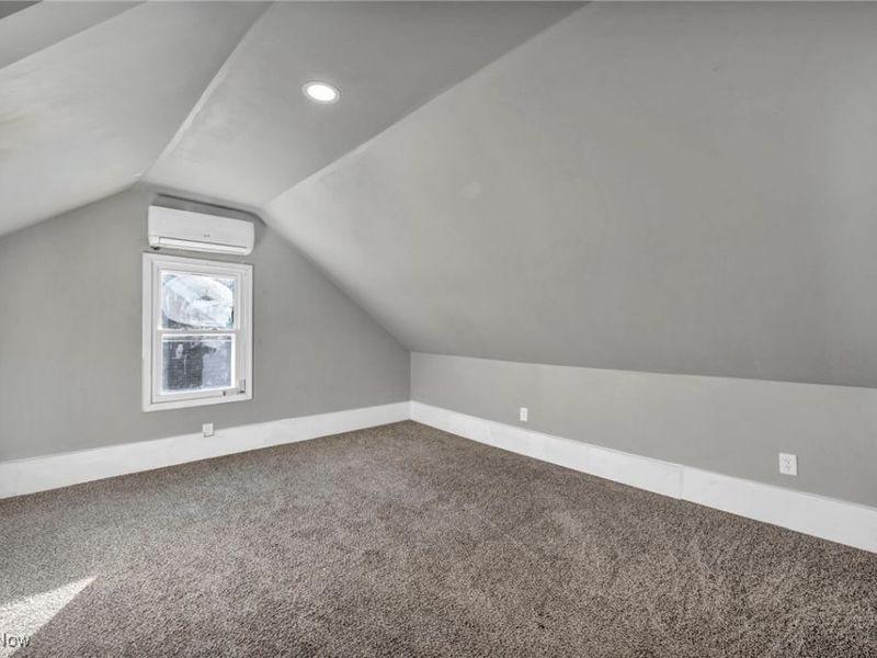 3429 Martin Luther King Jr Drive, Cleveland, OH 44104 Photo 35