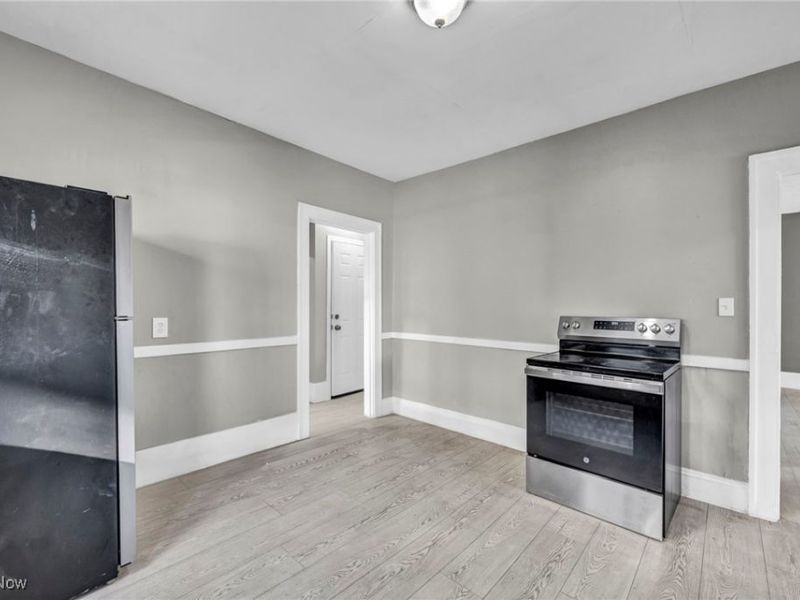 3429 Martin Luther King Jr Drive, Cleveland, OH 44104 Photo 8