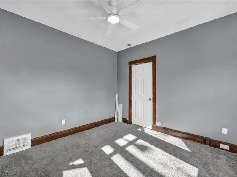 6415 Gertrude Avenue, Cleveland, OH 44105 Photo 32