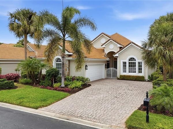 8425 Mallards WAY, NAPLES, FL 34114