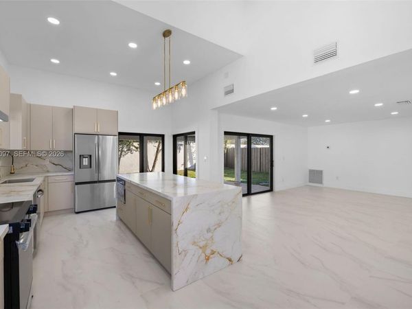 11260 SW 157th Ct, Miami, FL 33196
