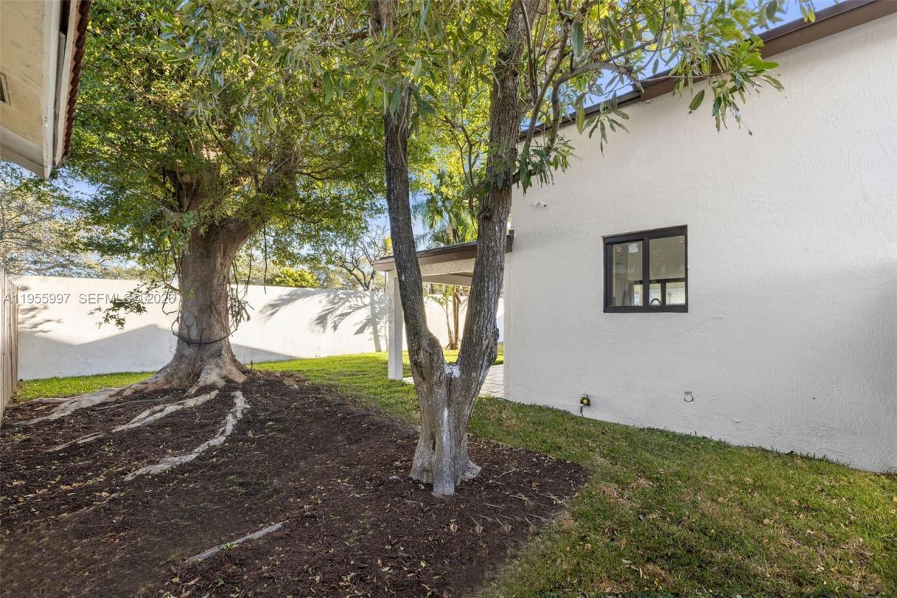 11260 SW 157th Ct, Miami, FL 33196 Photo