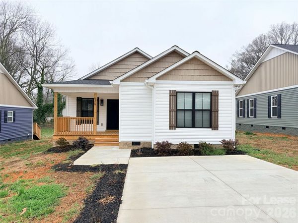 626 W Bell Street, Statesville, NC 28677