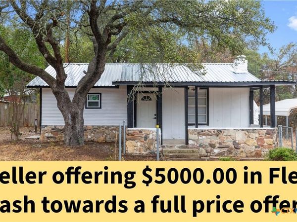 6916 Clover Leaf Drive, Brownwood, TX 76801