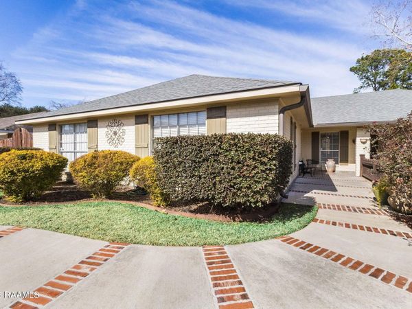 502 Monteigne Drive , Lafayette, LA 70506