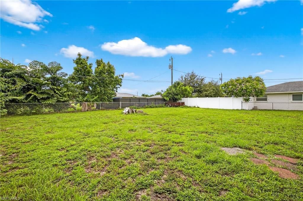 1404 SE 36th Ter, Cape Coral, FL 33904 Photo