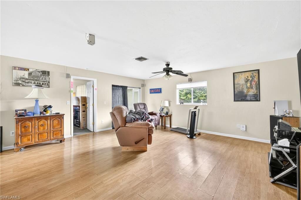 1404 SE 36th Ter, Cape Coral, FL 33904 Photo
