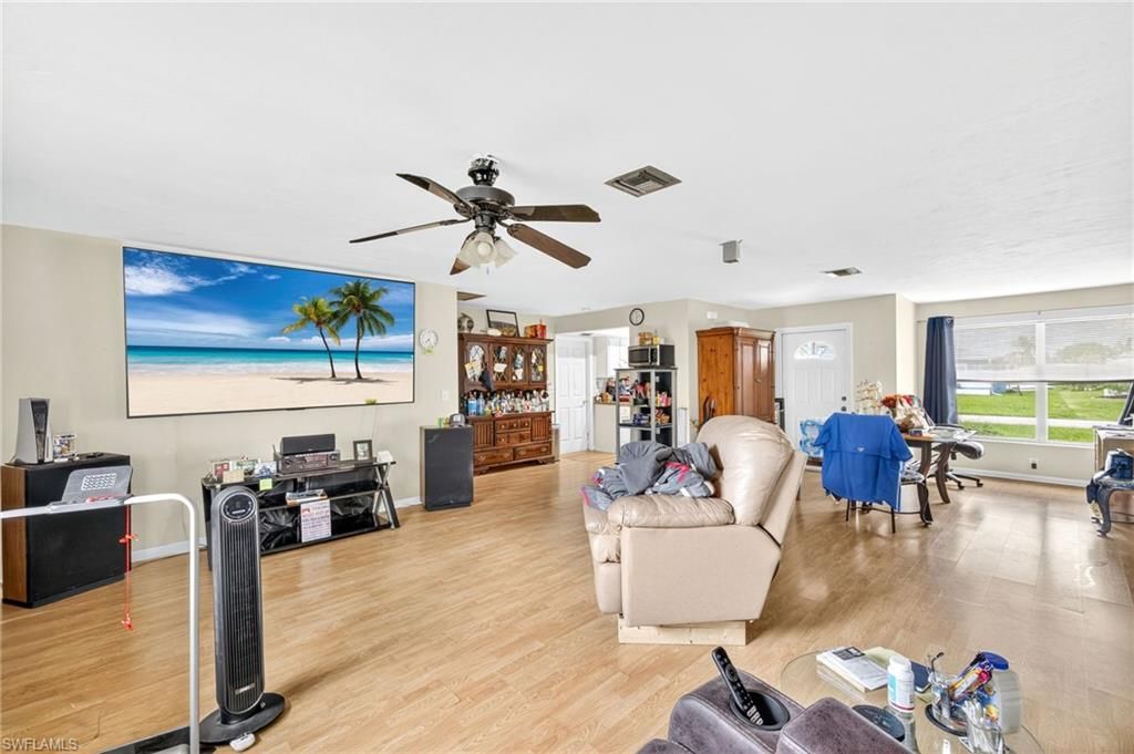 1404 SE 36th Ter, Cape Coral, FL 33904 Photo