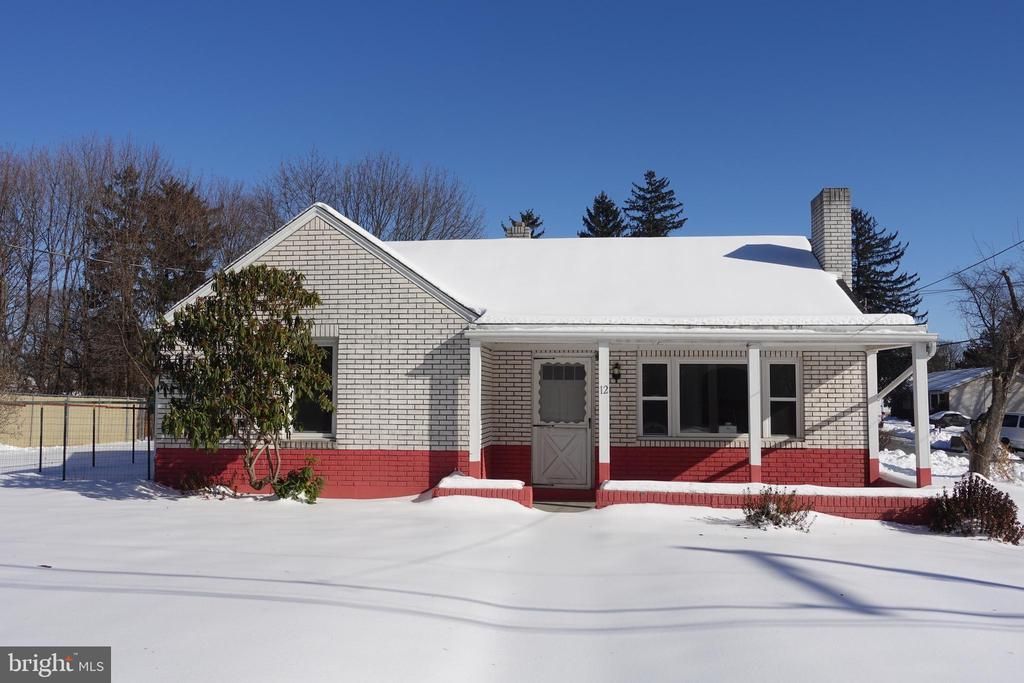 12 PEARL STREET, HARRISBURG, PA 17109