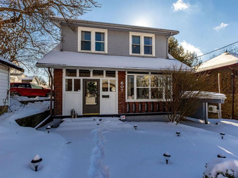 607 Foulke Street, Cincinnati, OH 45220 Photo 2