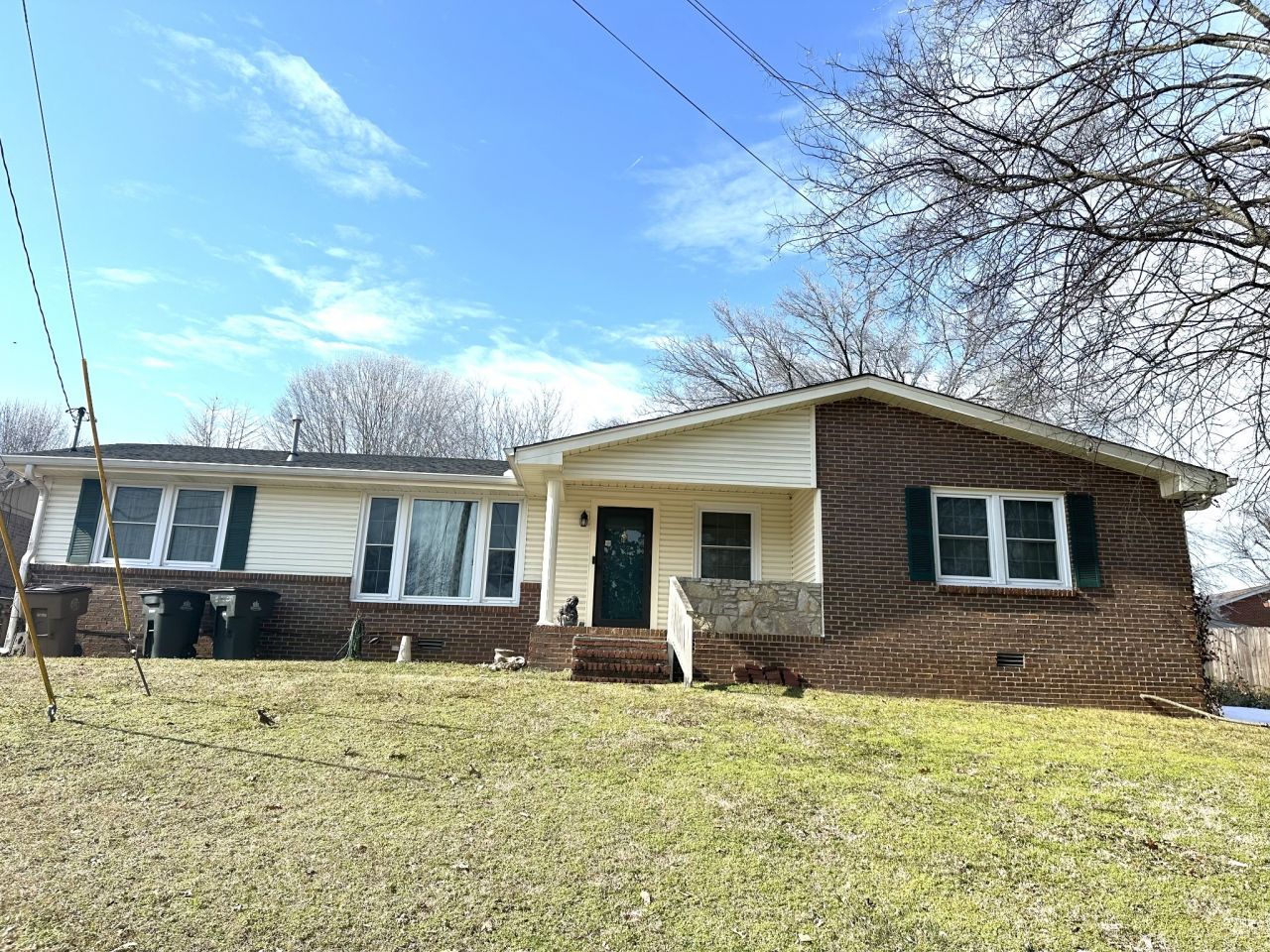 2821 Creekview Dr, Nashville, TN 37217 Main Photo