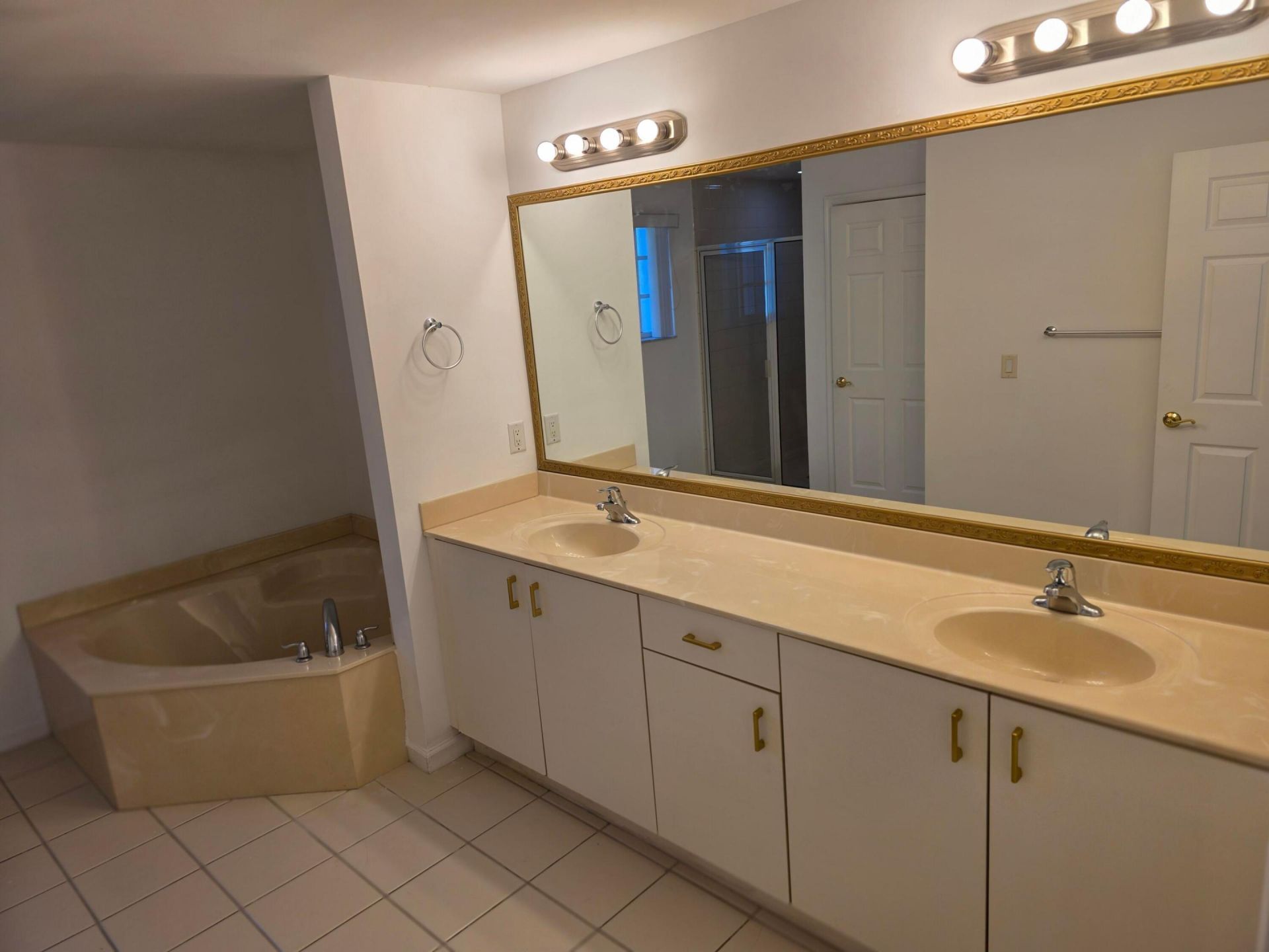 3589 NW 14th Court S, Unit 3589, Lauderhill, FL 33311 Photo