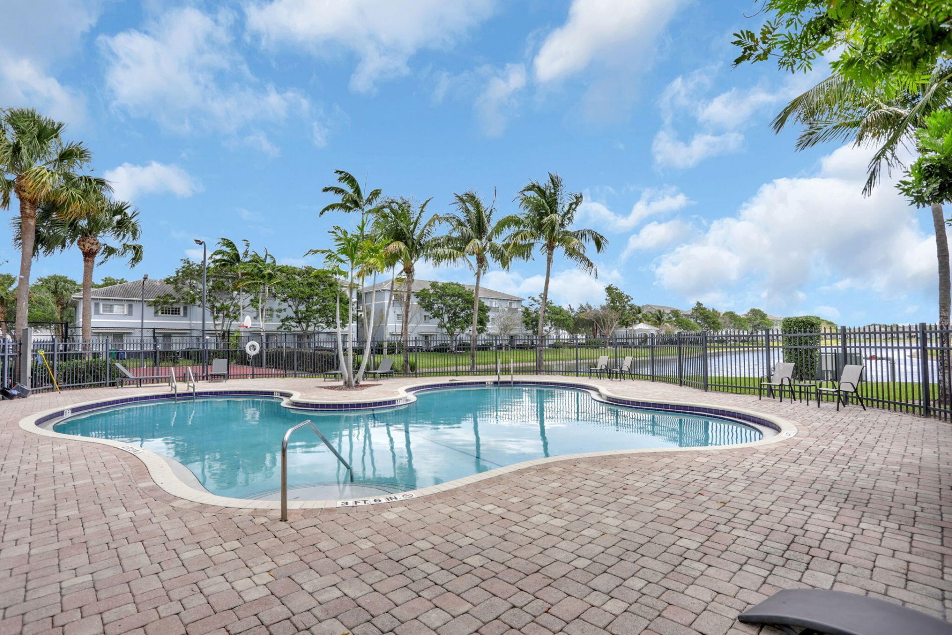 3589 NW 14th Court S, Unit 3589, Lauderhill, FL 33311 Photo