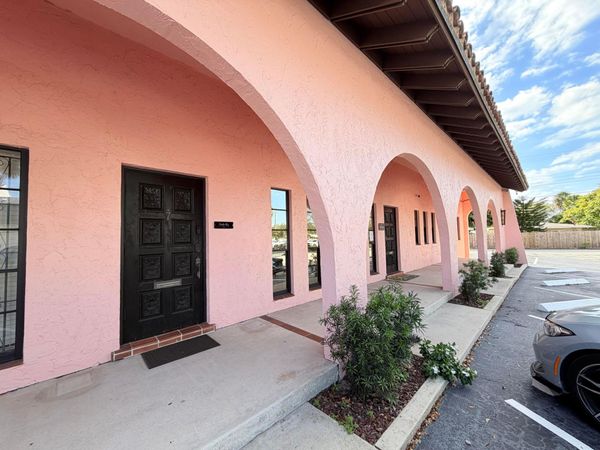 537 Us Highway 1, Unit 7, North Palm Beach, FL 33408
