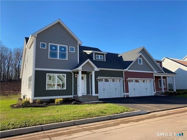 137 Mulholland, Unit 83, North Haven, CT 06473