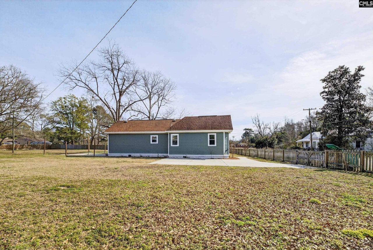 523 Dibble Street Photo 38