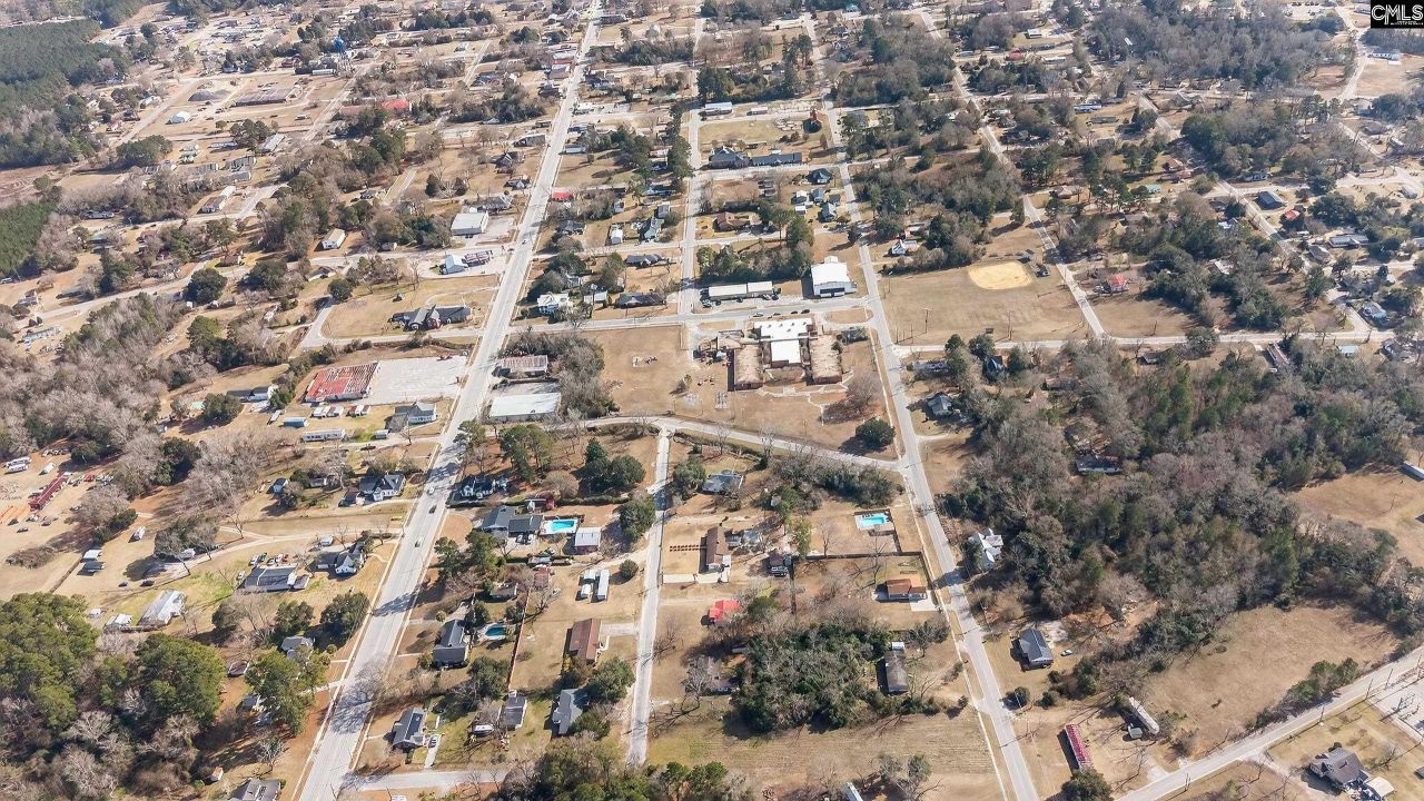 523 Dibble Street Photo 7