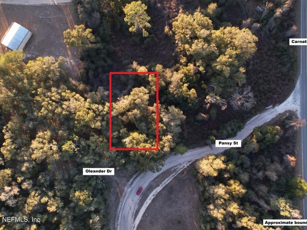 109 OLEANDER Drive, Interlachen, FL 32148