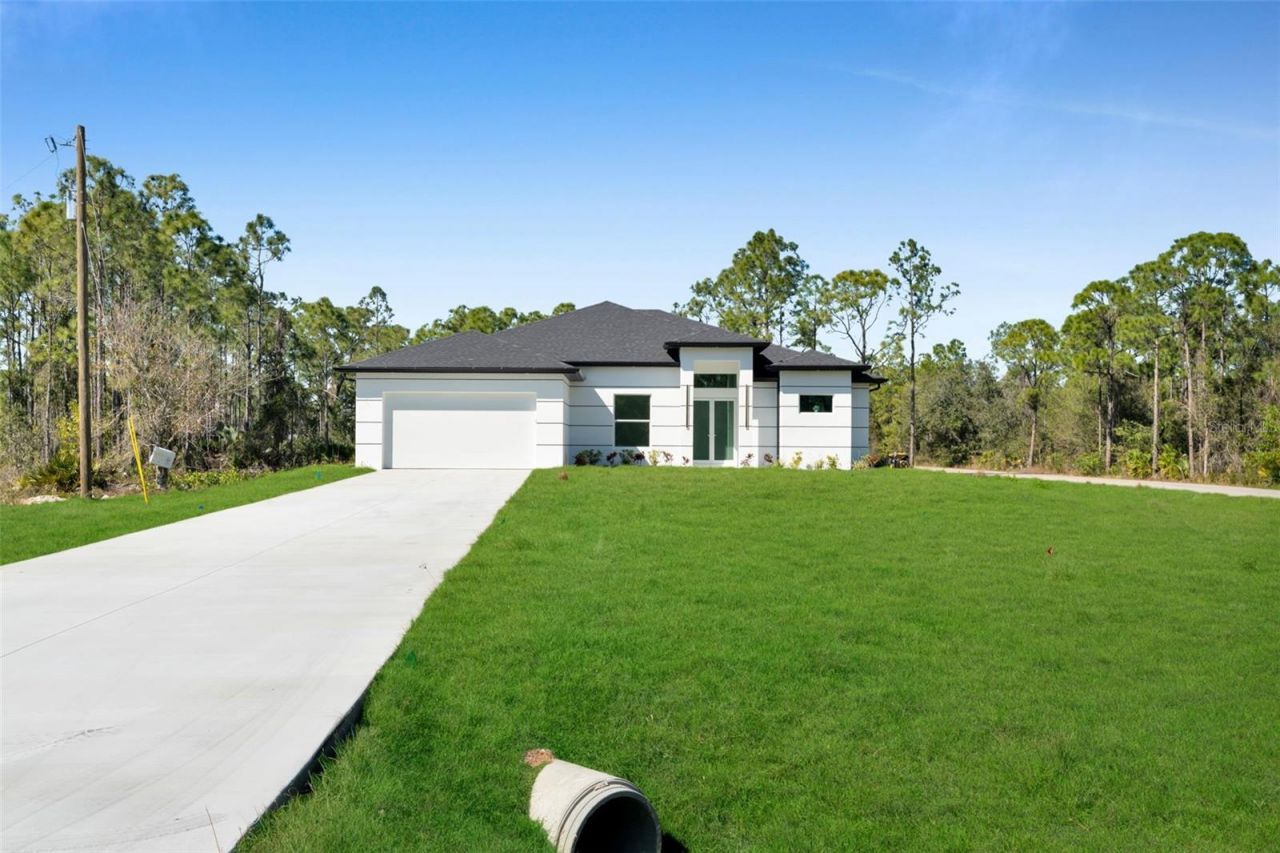 27376 Notre Dame Boulevard, Punta Gorda, FL 33955 Photo