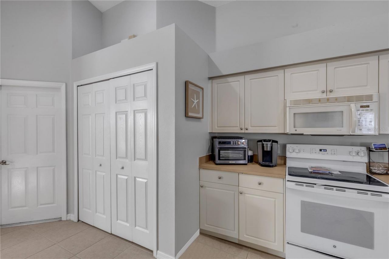 649 Coral Trace Boulevard, Edgewater, FL 32132 Photo