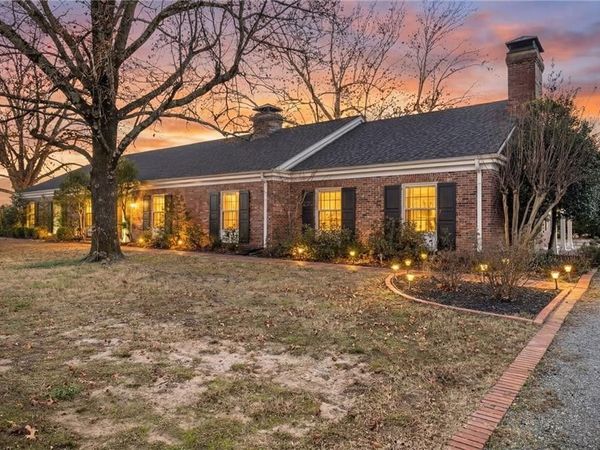 2201 N 58th Street , Fort Smith, AR 72904