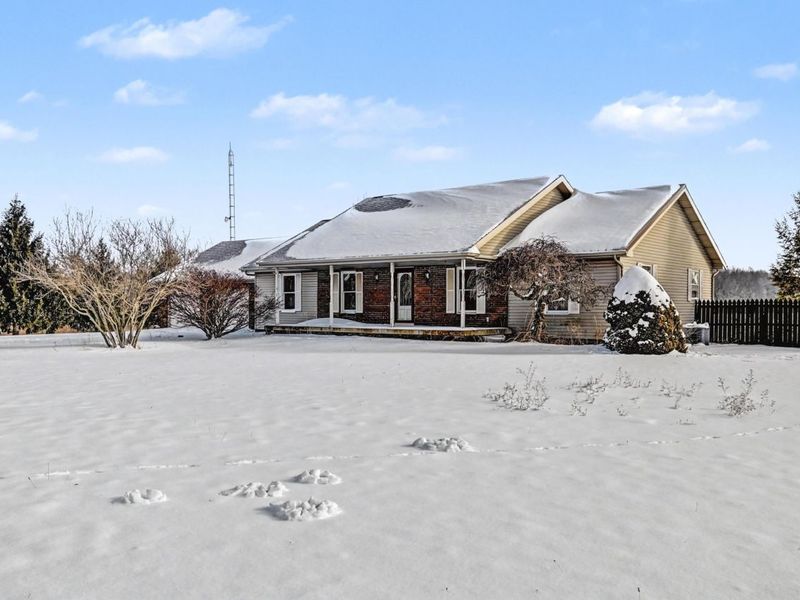 3132 Decliff Road N, New Bloomington, OH 43341 Photo 2