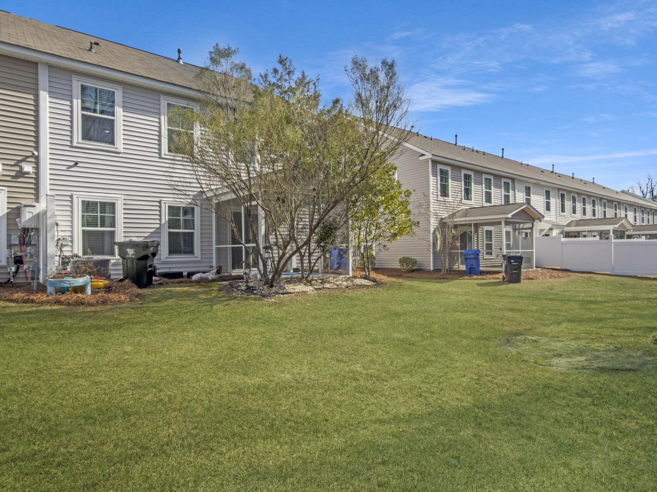 9747 Transplanter Circle Photo 33