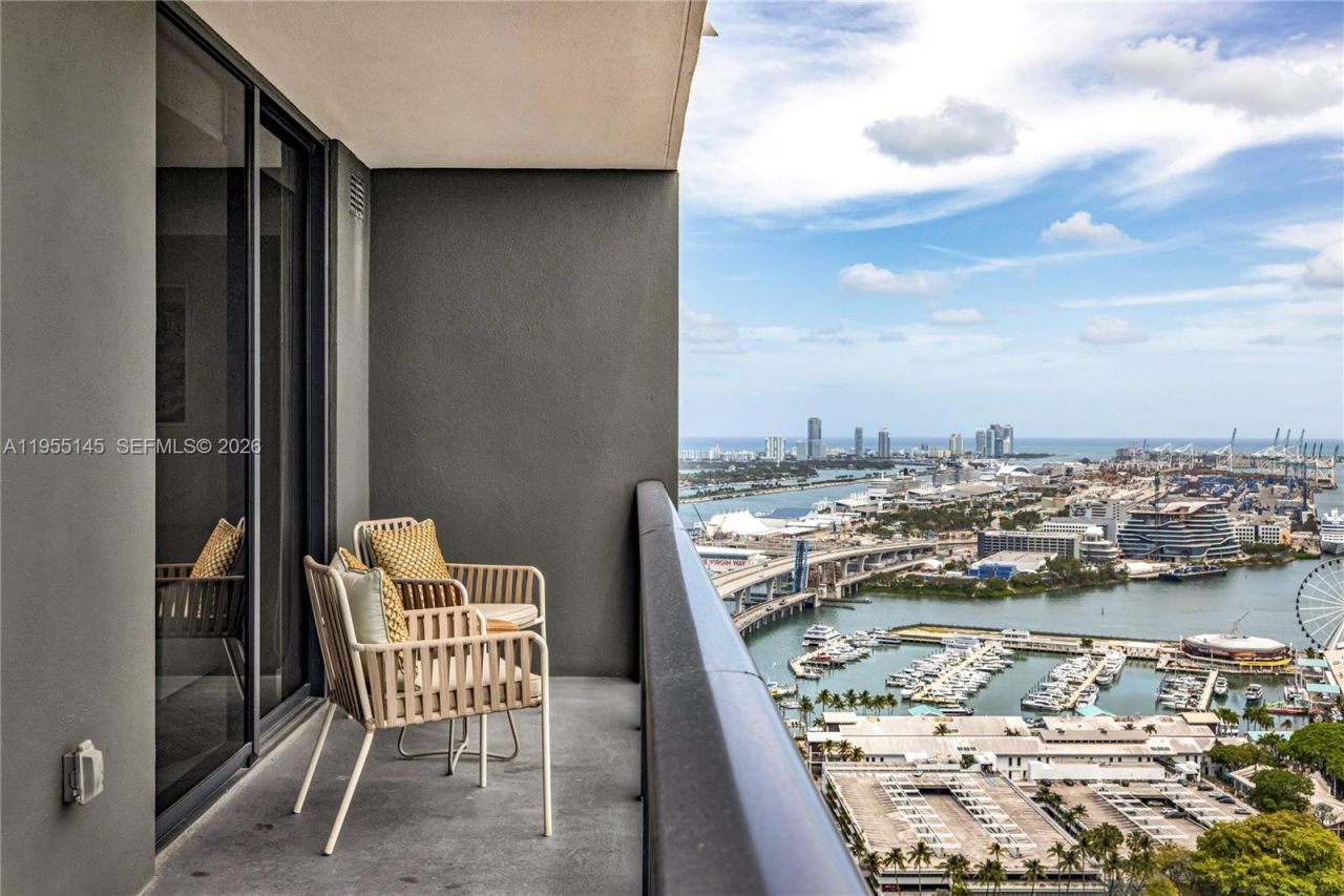 601 NE 1st Ave, Unit 3514, Miami, FL 33132 Photo