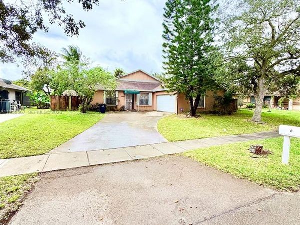 11334 SW 152nd Ter, Miami, FL 33157