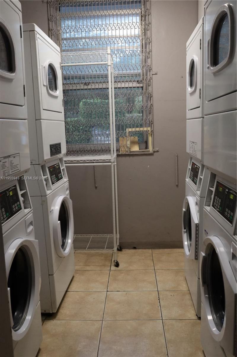 7801 NE 4th Ct, Unit 512, Miami, FL 33138 Photo