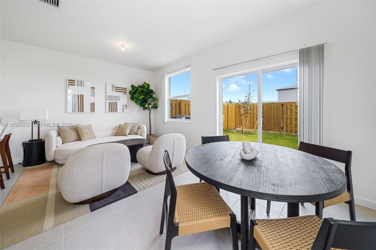 19448 SW 338 Ter, Homestead, FL 33034 Photo