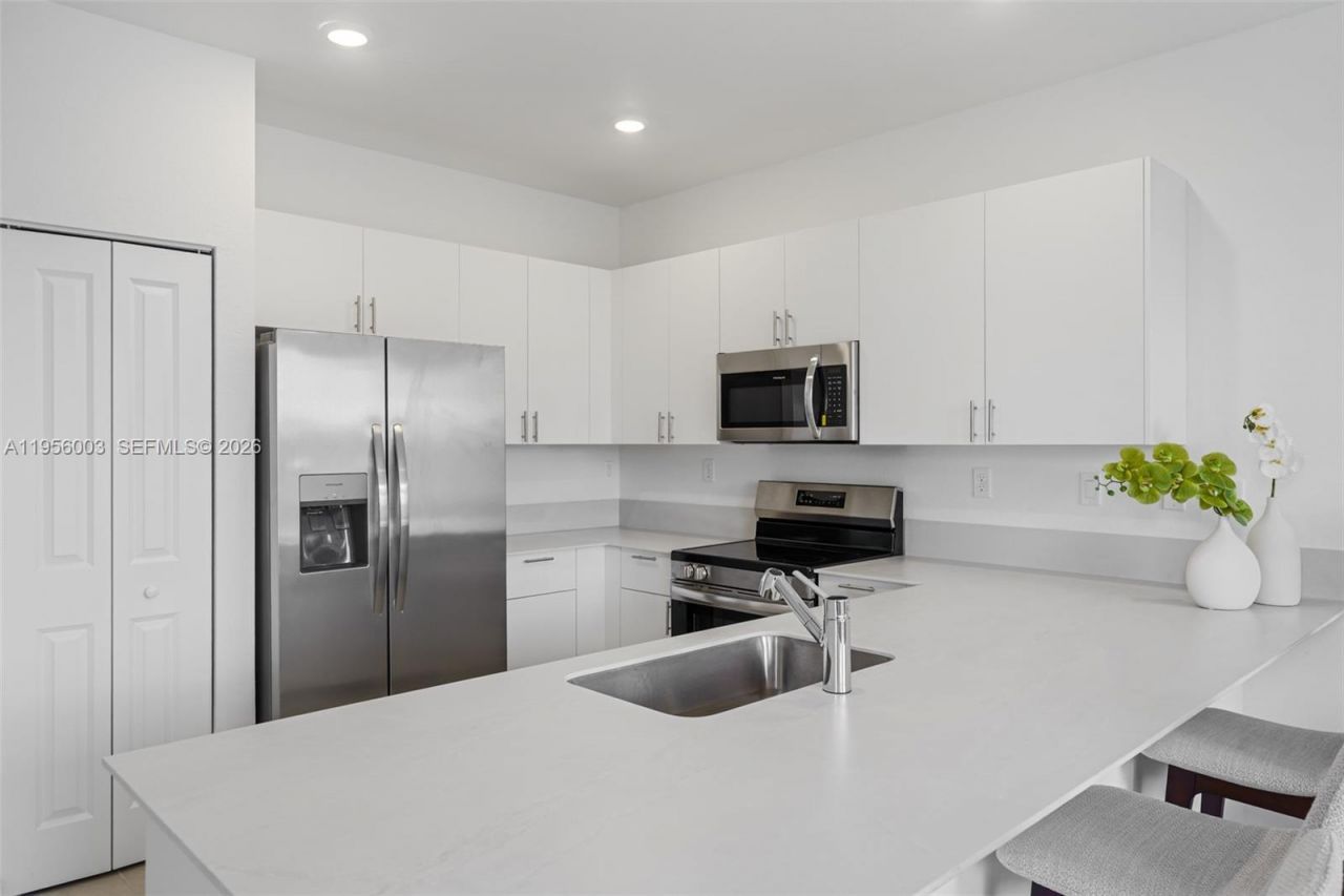 19448 SW 338 Ter, Homestead, FL 33034 Photo