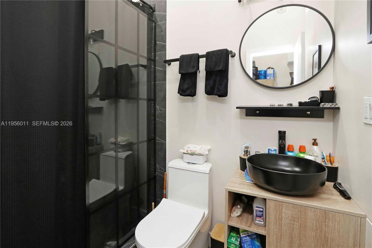 1345 SW 17th St, Miami, FL 33145 Photo