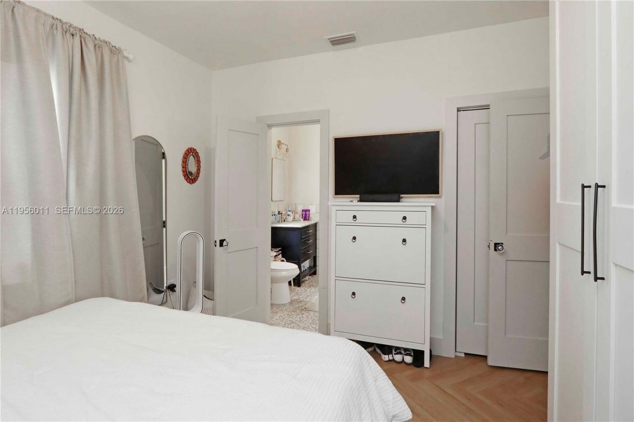 1345 SW 17th St, Miami, FL 33145 Photo