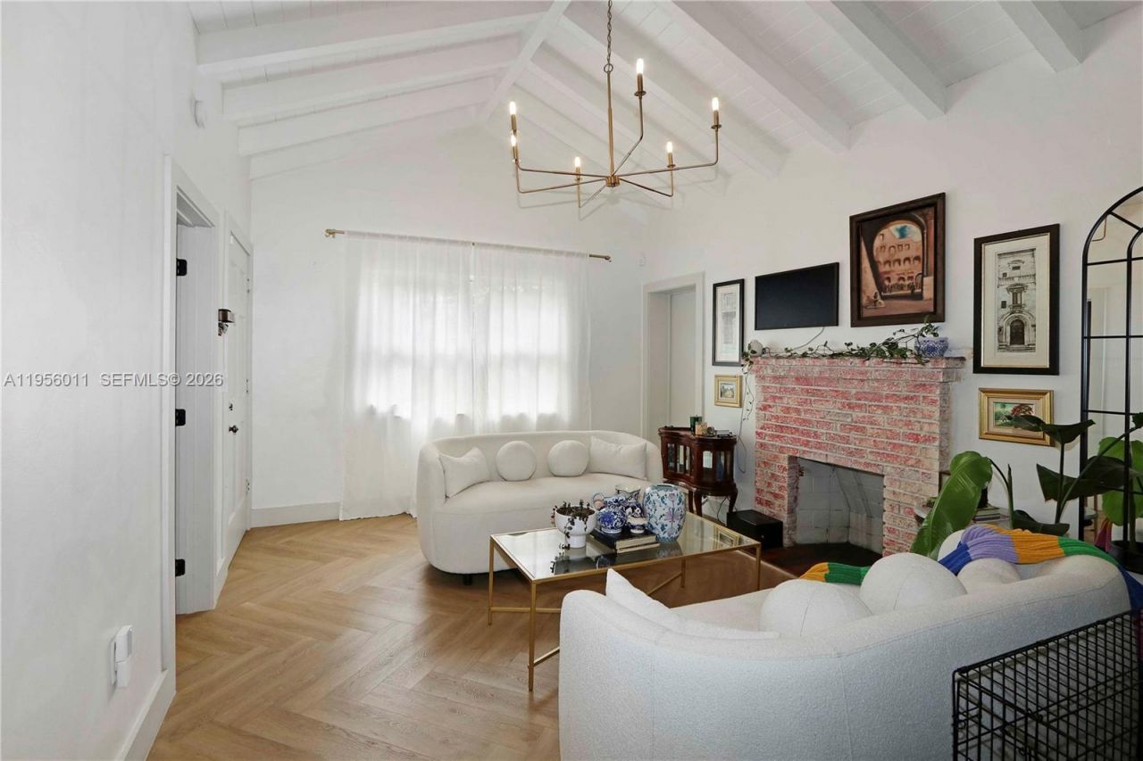 1345 SW 17th St, Miami, FL 33145 Photo