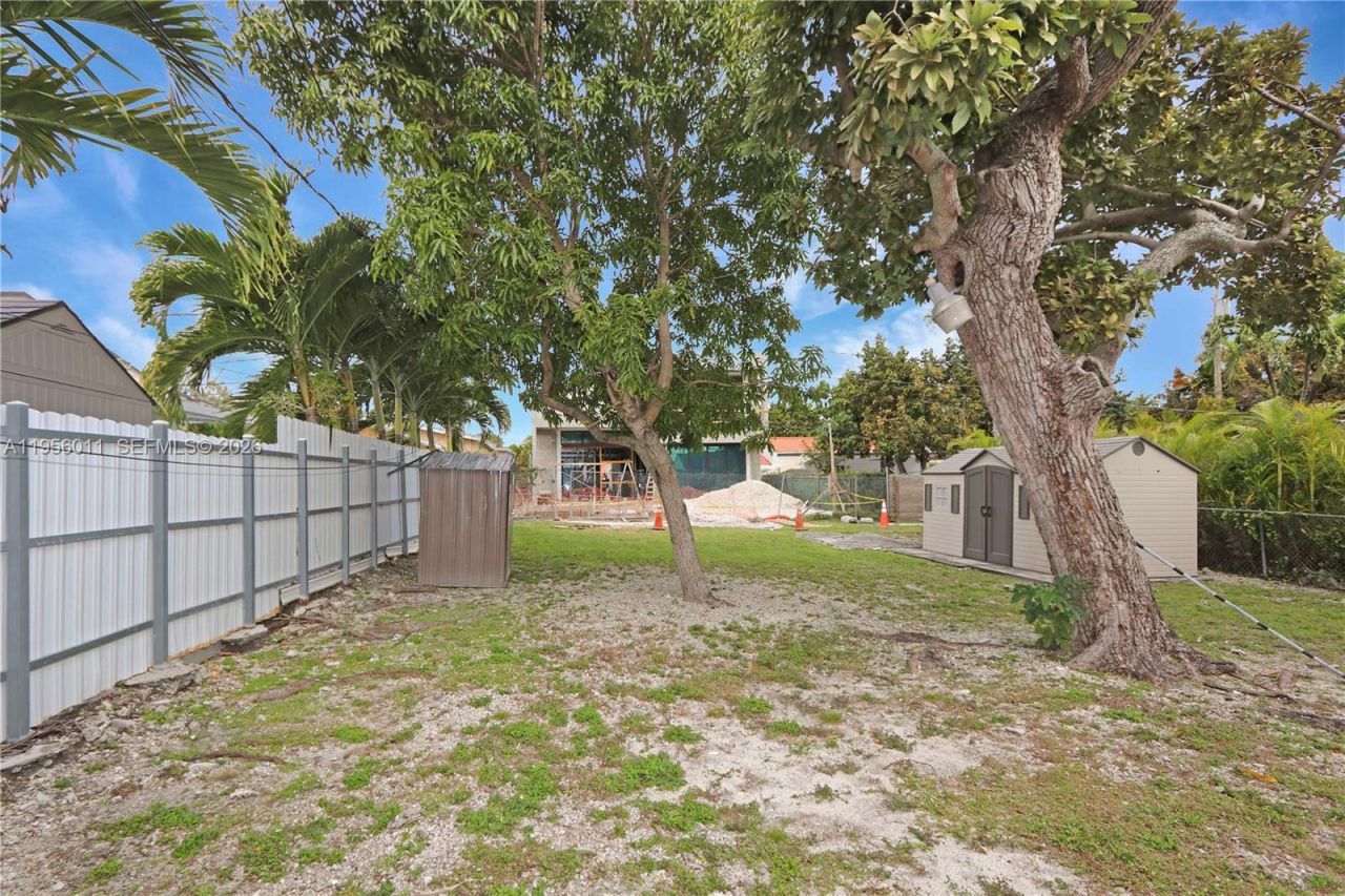 1345 SW 17th St, Miami, FL 33145 Photo