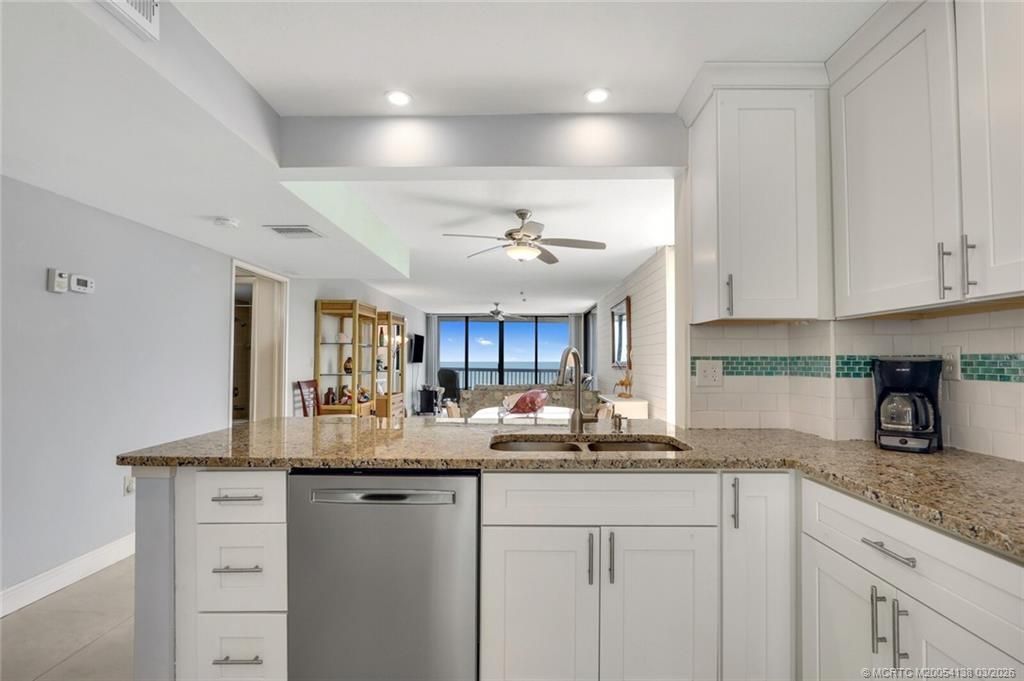 10600 S Ocean Drive, Unit 610, Jensen Beach, FL 34957 Photo