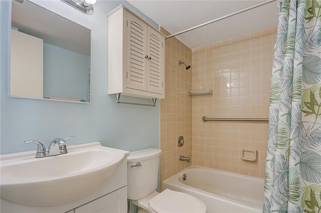 10600 S Ocean Drive, Unit 610, Jensen Beach, FL 34957 Photo