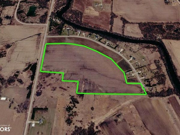 Zinnia Avenue, Rockford, IA 50468