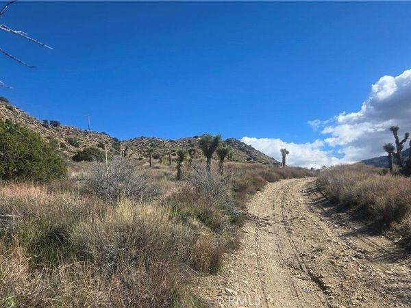 0 Pinon Road to Mescal Highlands, Llano, CA 93544