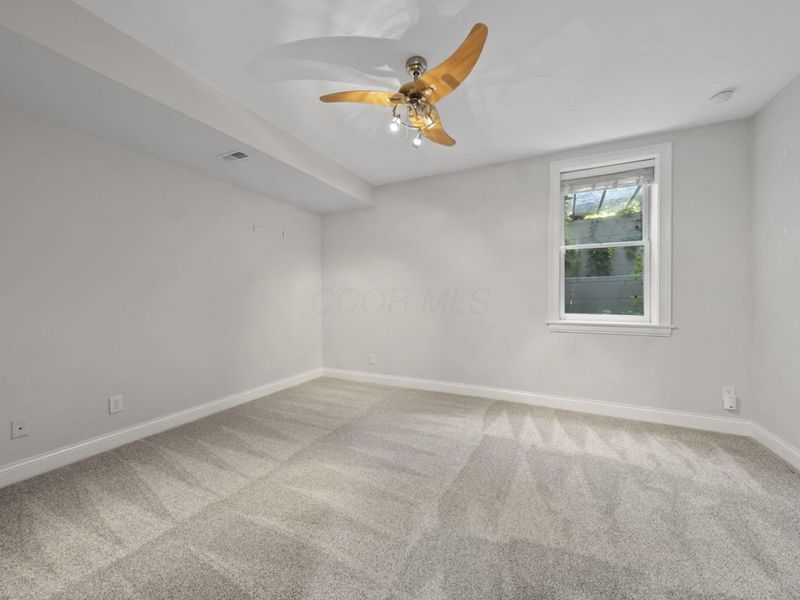 156 E 4th Avenue, Columbus, OH 43201 Photo 28