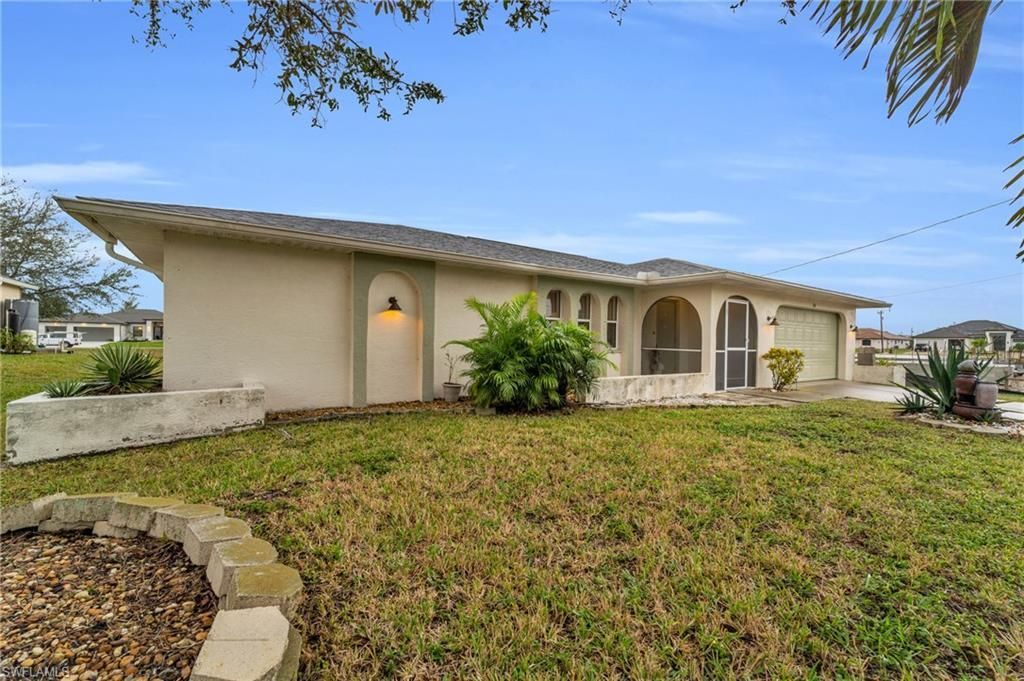 14 SW 33rd Ave, Cape Coral, FL 33991 Photo