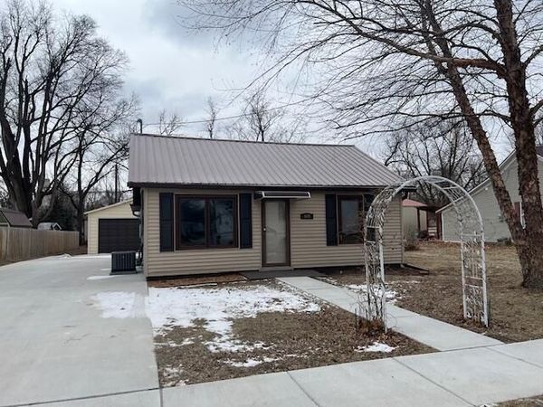 408 2nd Street, Cambridge, IA 50046